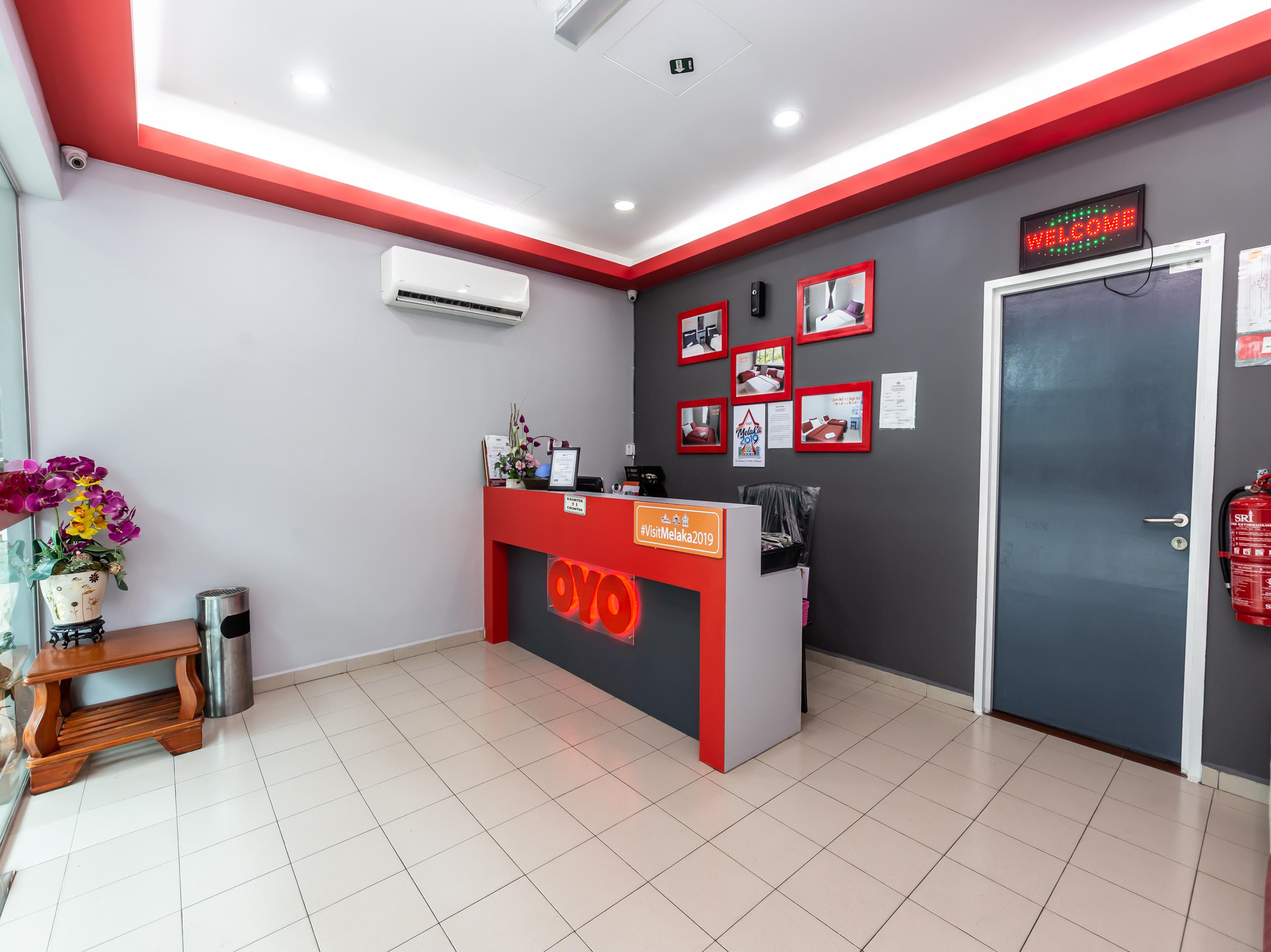Super Oyo 1184 Ho Hotel Malacca Esterno foto